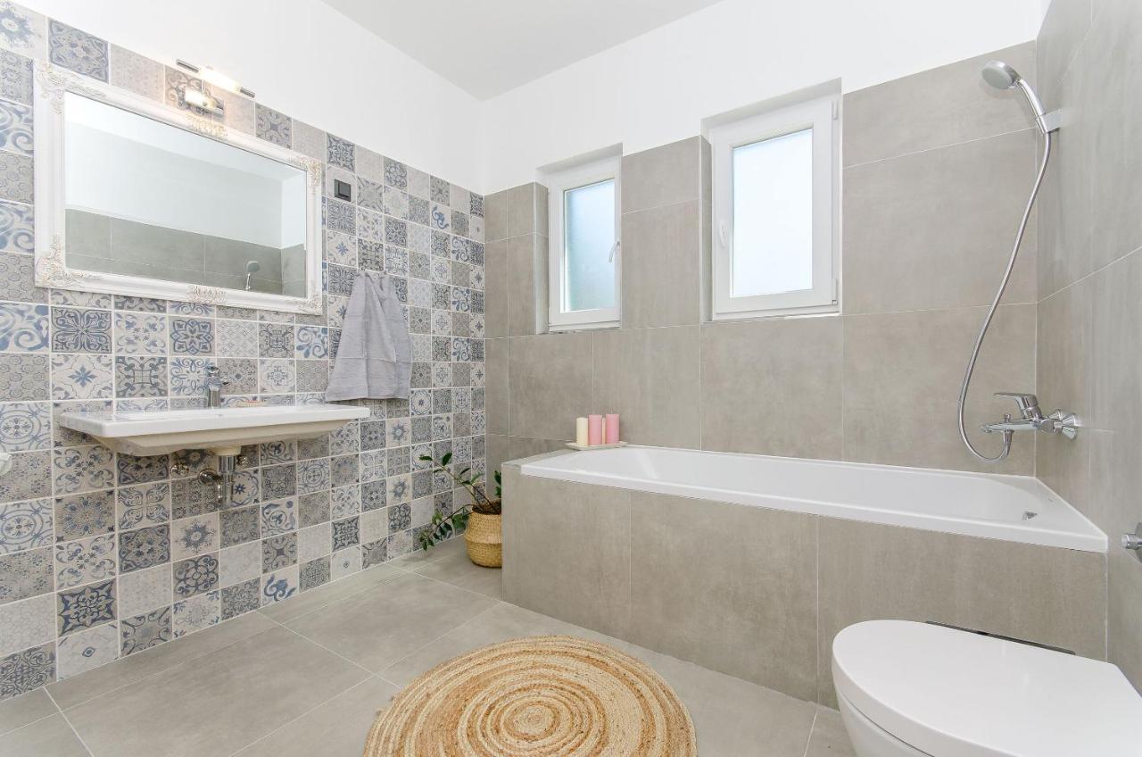 Villa Dupla Kanica Sevid Ngoại thất bức ảnh